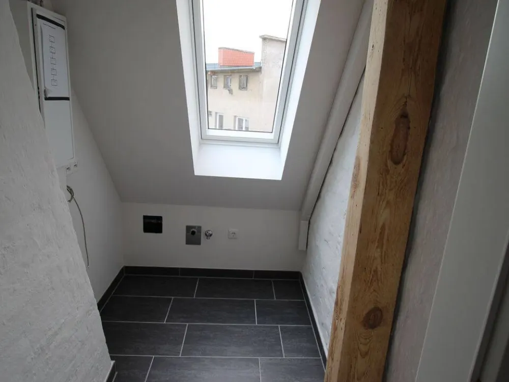 Top Attic Apartment near University Hospital