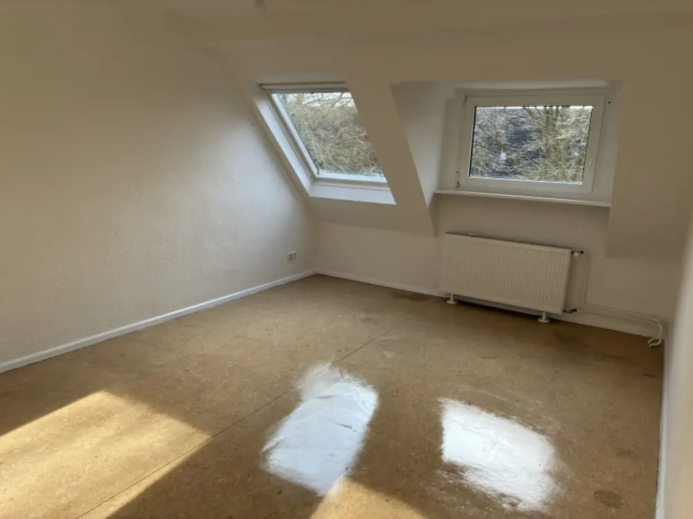 Großzügig geschnittene 3-Zimmer-Wohnung mit Klimaanlage!