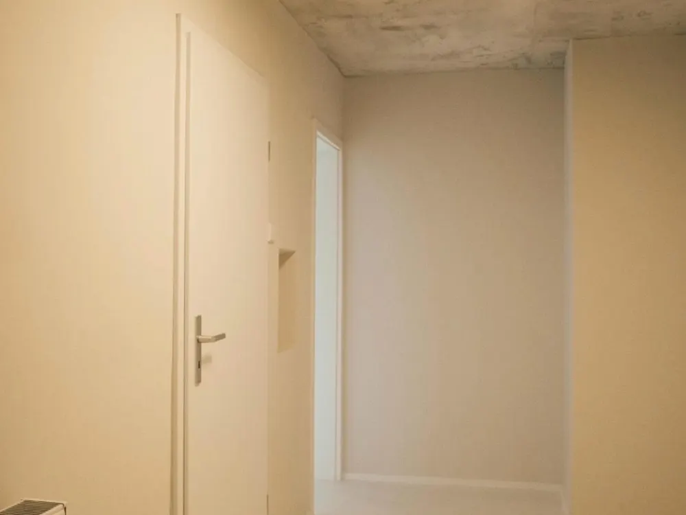 Sanierte 2 Zimmer mit moderner Einbauküche - Stuttgart Süd