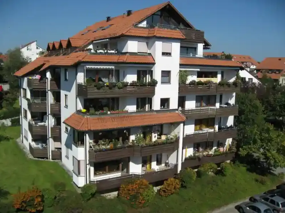 4,5-Zimmer-Wohnung mit großem Südbalkon FN-West