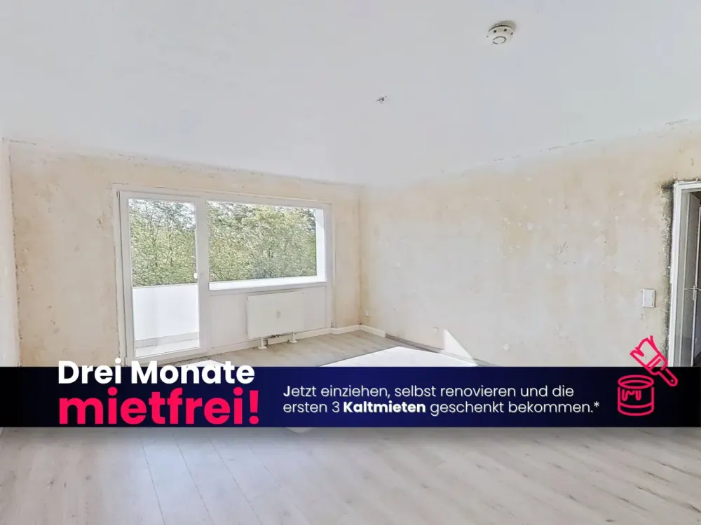 SELBST RENOVIEREN UND SPAREN: Große 4-Zimmer-Wohnung mit BALKON und viel Lichteinfall