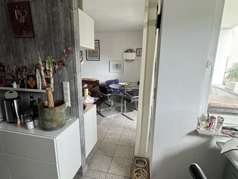 Zuhause mit 2 Zimmern in Köln