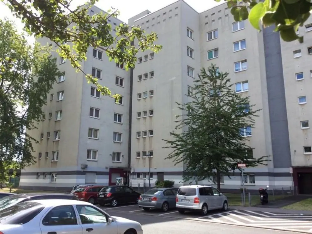 Helle 2-Zimmer-Wohnung mit Süd-Loggia und Aufzug in Köln-Bocklemünd!