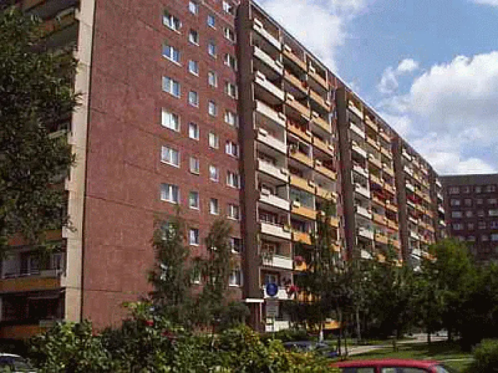 Gemütliche 2-Raumwohnung mit Balkon in Grünau-MItte