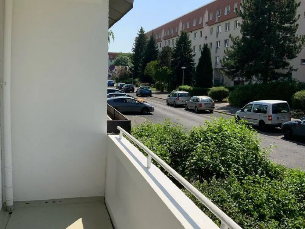 Gemütliche 2-Raumwohnung mit Balkon in Grünau-MItte