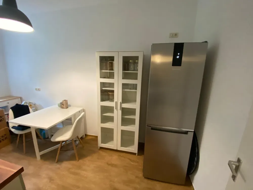 Schöne 2-Zimmer Wohnung in Leipzig mit EBK und Möbeln