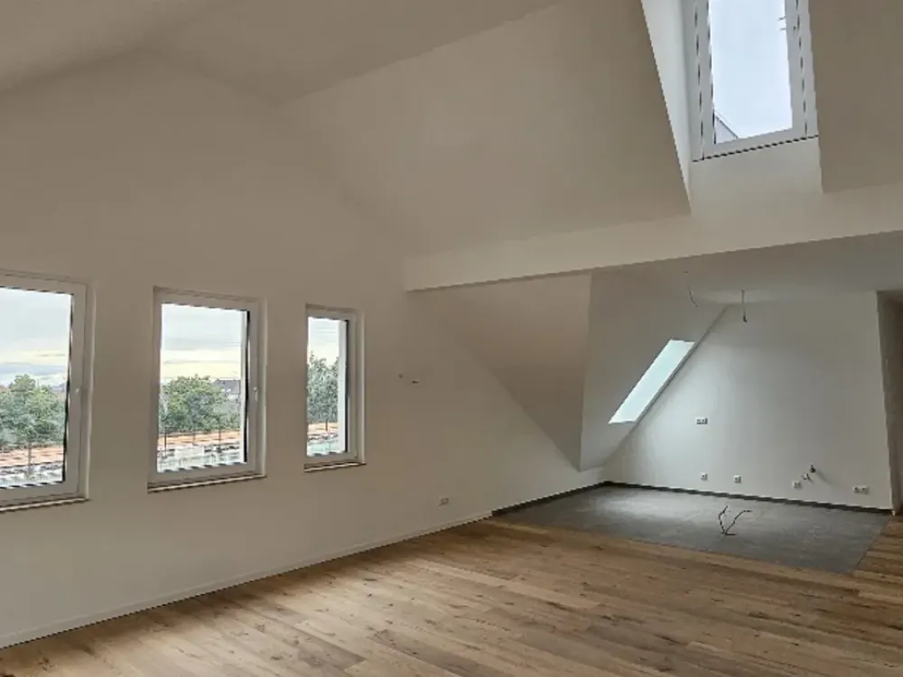 Energetischer Neubau: Hochwertige 4 Zimmer-Dachterrassenwohnung mit Dom und Rheinblick