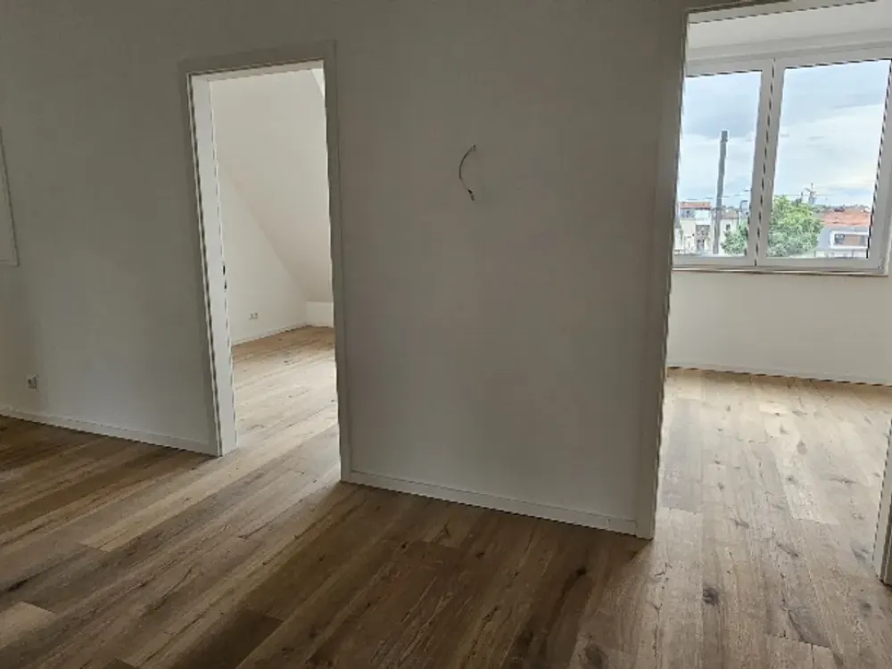 Energetischer Neubau: Hochwertige 4 Zimmer-Dachterrassenwohnung mit Dom und Rheinblick