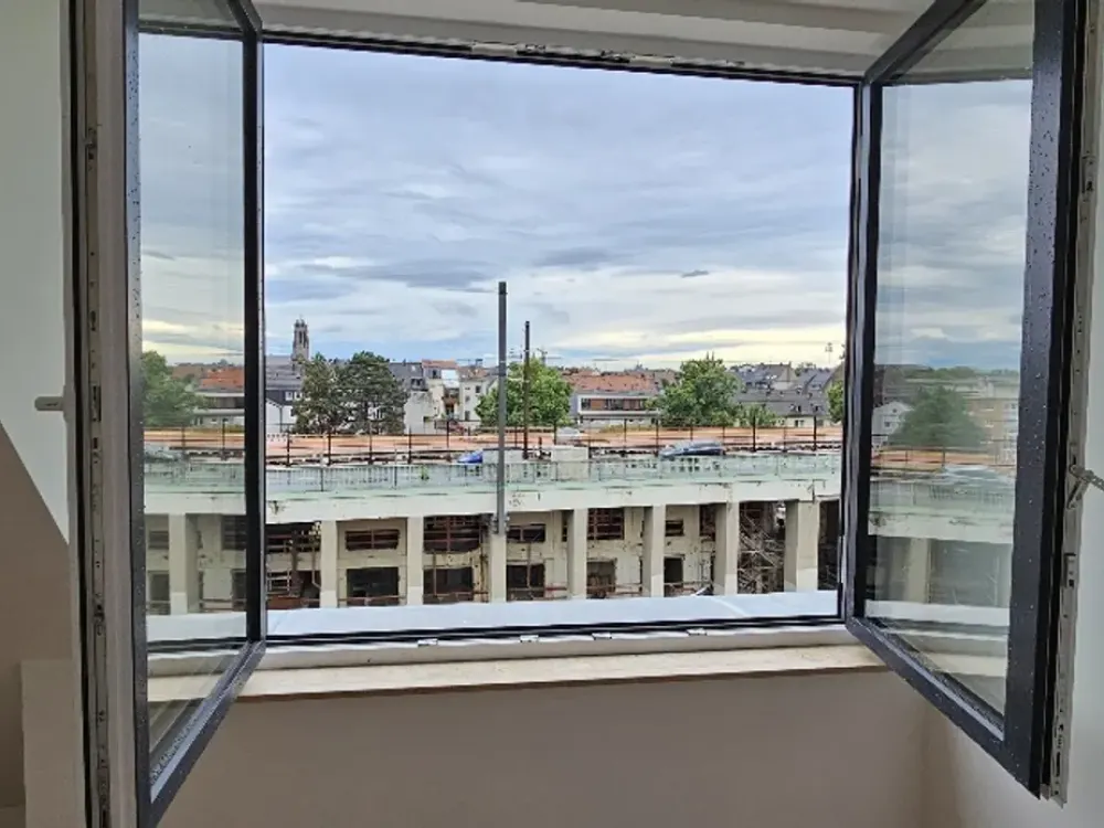 Energetischer Neubau: Hochwertige 4 Zimmer-Dachterrassenwohnung mit Dom und Rheinblick