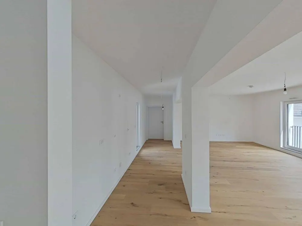 2-Zimmer-Erstbezug mit 91 m², 5. OG, Küche inklusive