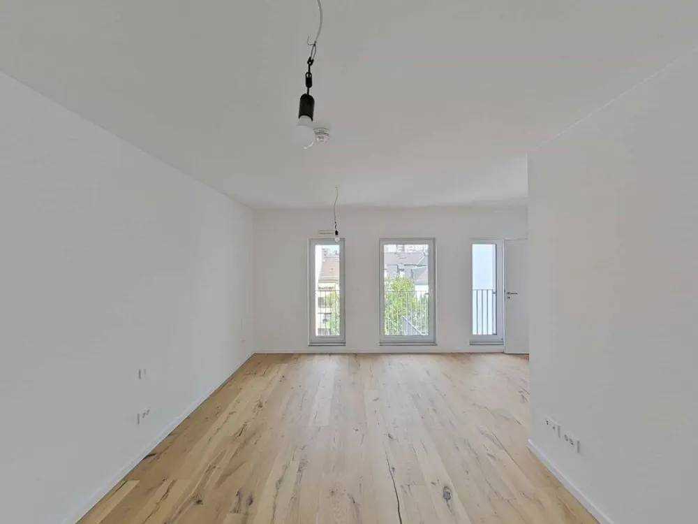 2-Zimmer-Erstbezug mit 91 m², 5. OG, Küche inklusive
