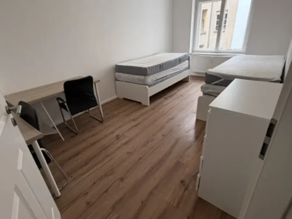 ZEC6-34 ruhige 2-Zimmer Wohnung mit Balkon und Aufzug