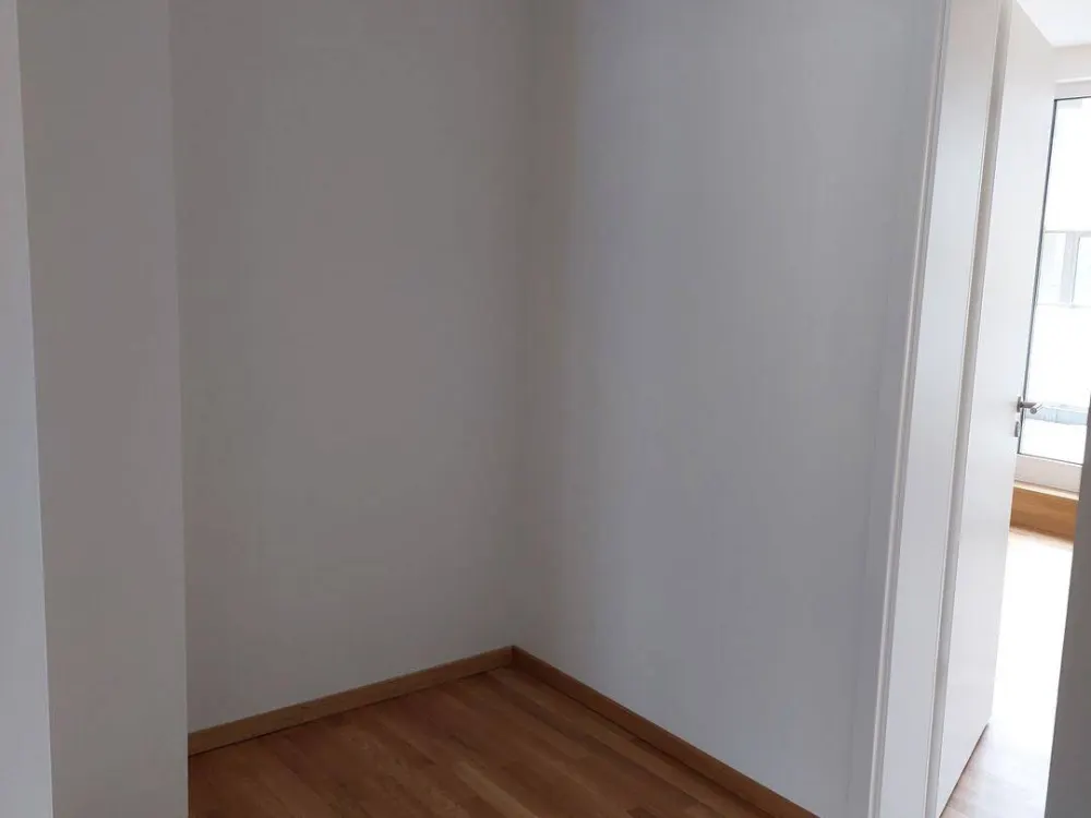 2-Zimmer-Wohnung mit 2 Balkonen und Blick über Dresden