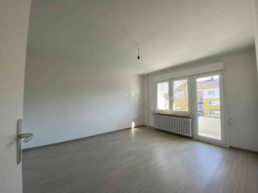 Barrierearm: 3-Zimmer Wohnung im EG mit Dusche!