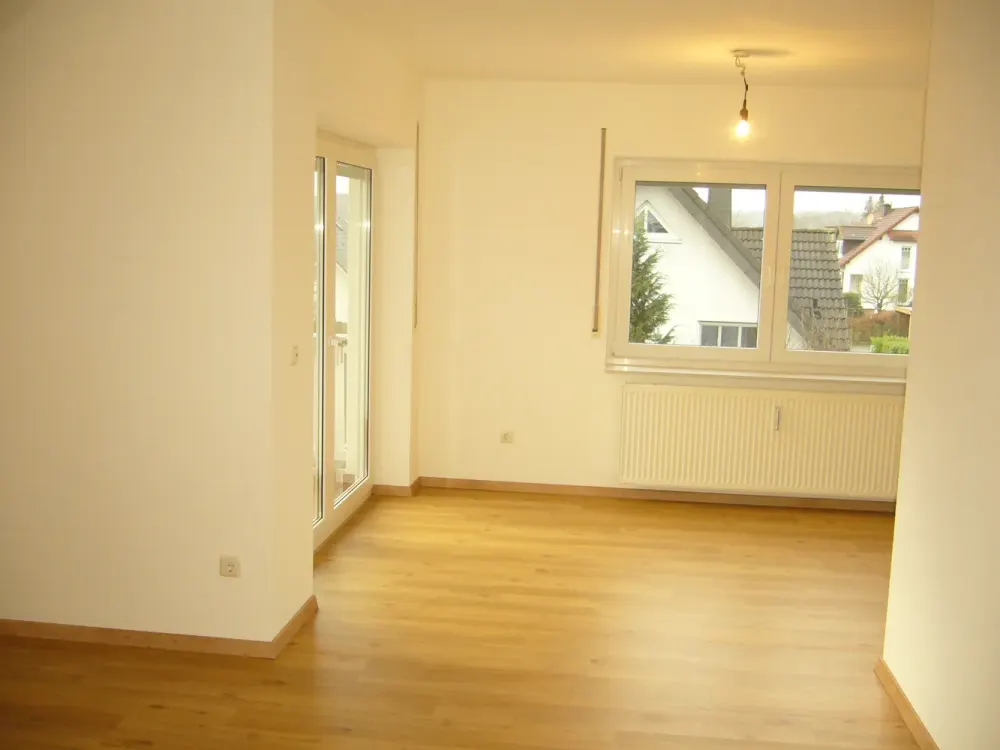 3,5-ZKB DG-Whg., Gäste-WC, Neue Einbauküche, Speisek., Glasfaser, Balkon Herkulesblick und Garten