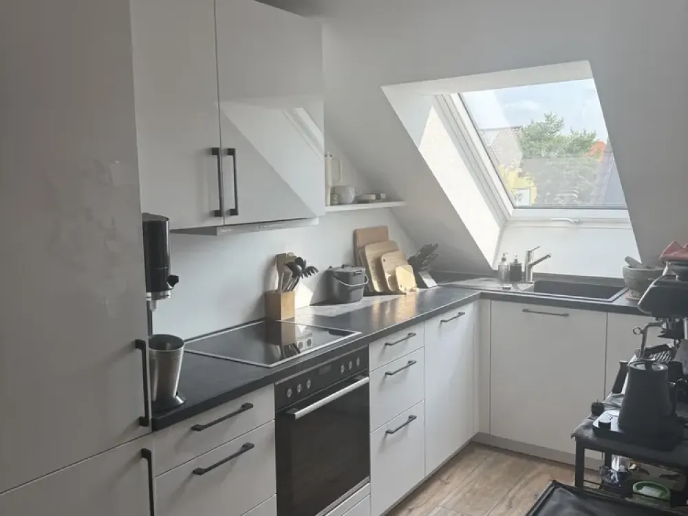 moderne 3-Zi-Wohnung | mit sehr großem Keller (Stellplatz mit e-Ladesäule)