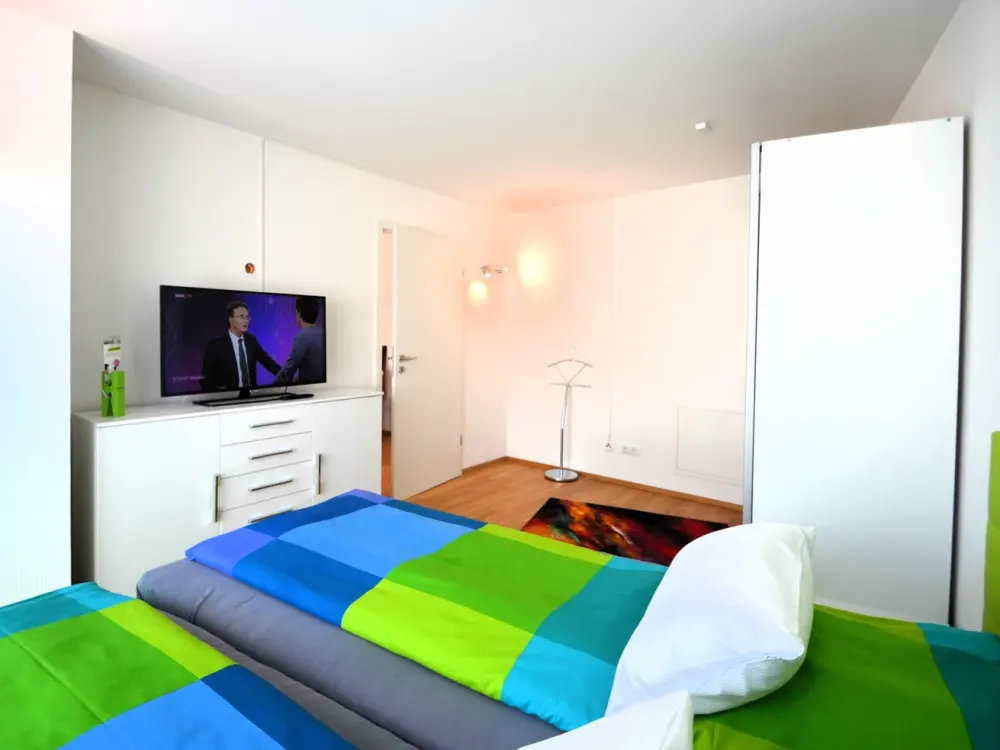Geräumige 2-Zimmer-Wohnung, komplett ausgestattet, zentral in Mörfelden