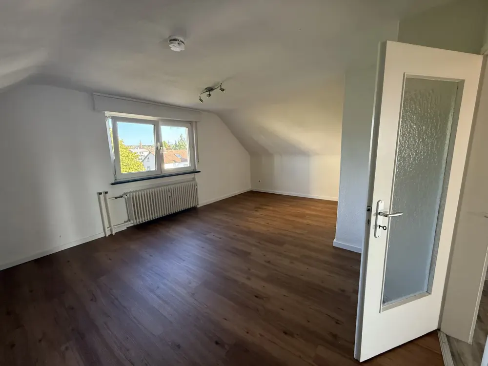 2-Zimmer-Dachgeschosswohnung in Langen