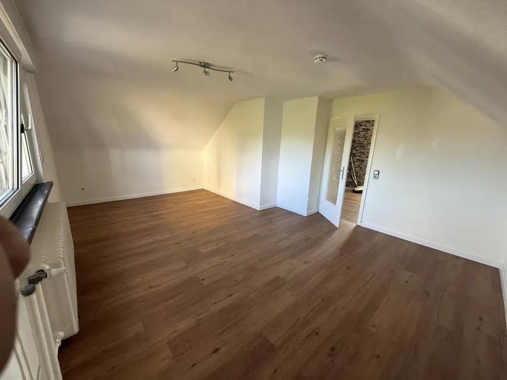 2-Zimmer-Dachgeschosswohnung in Langen