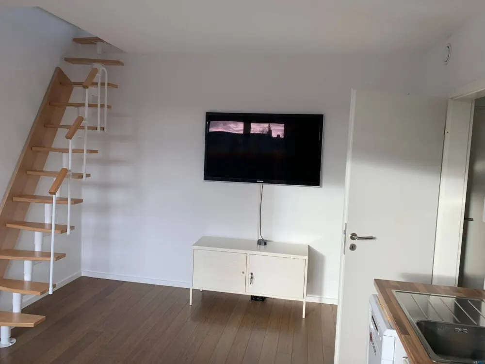 Neubau, helle DG-Wohnung