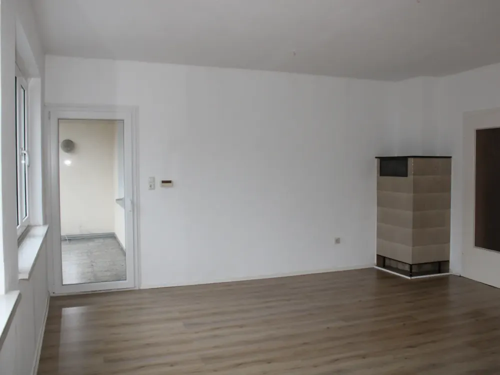 Helle Wohnung mit Balkon in Langenhagen - Kaltenweide
