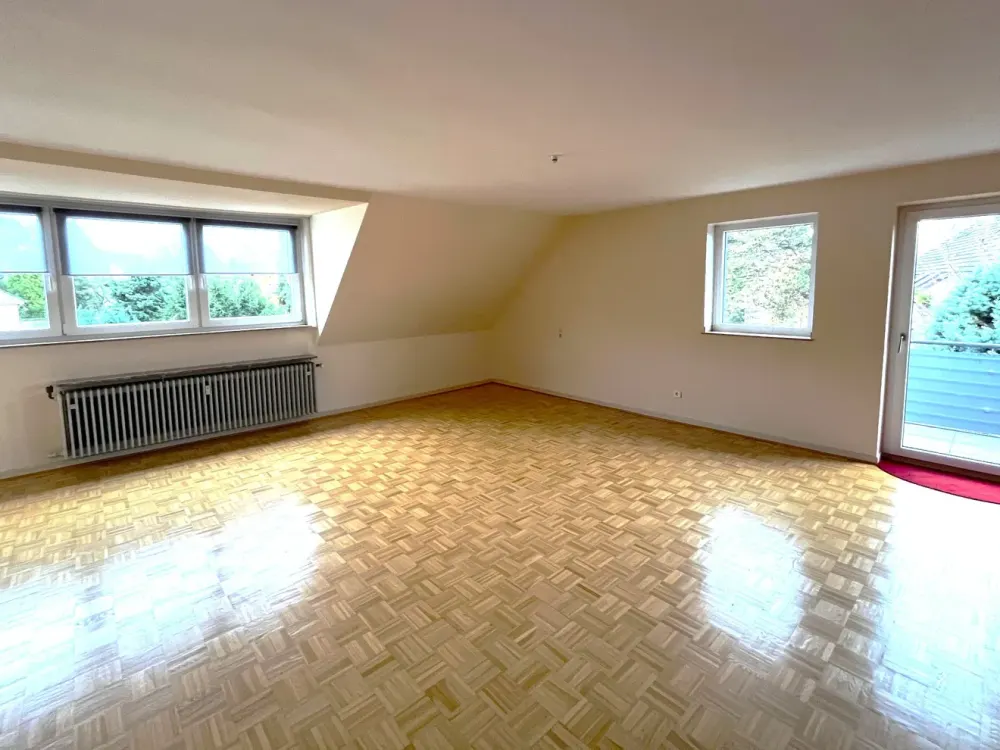 Dortmund Defdahl ! Charmante 2,5 Zimmer 80m² DG Wohnung mit EBK und Balkon !