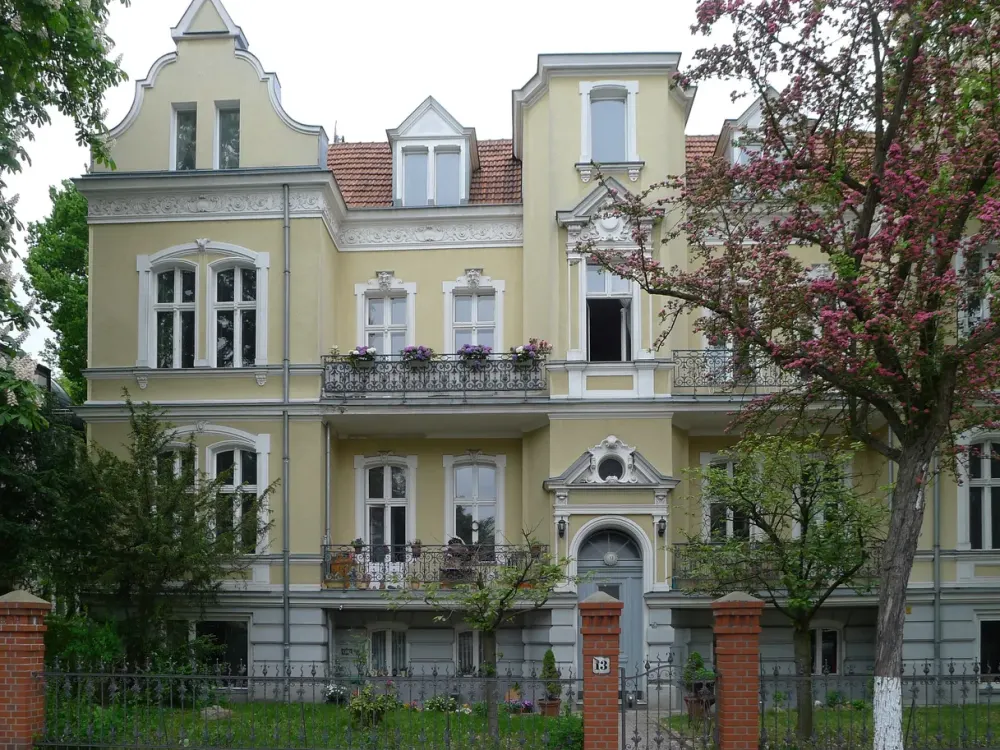 +++ Grunewald-2-Zimmerwohnung nähe Halensee +++