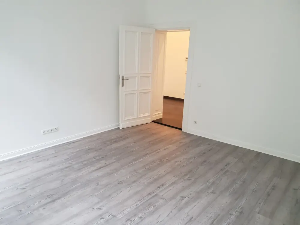 +++ Grunewald-2-Zimmerwohnung nähe Halensee +++