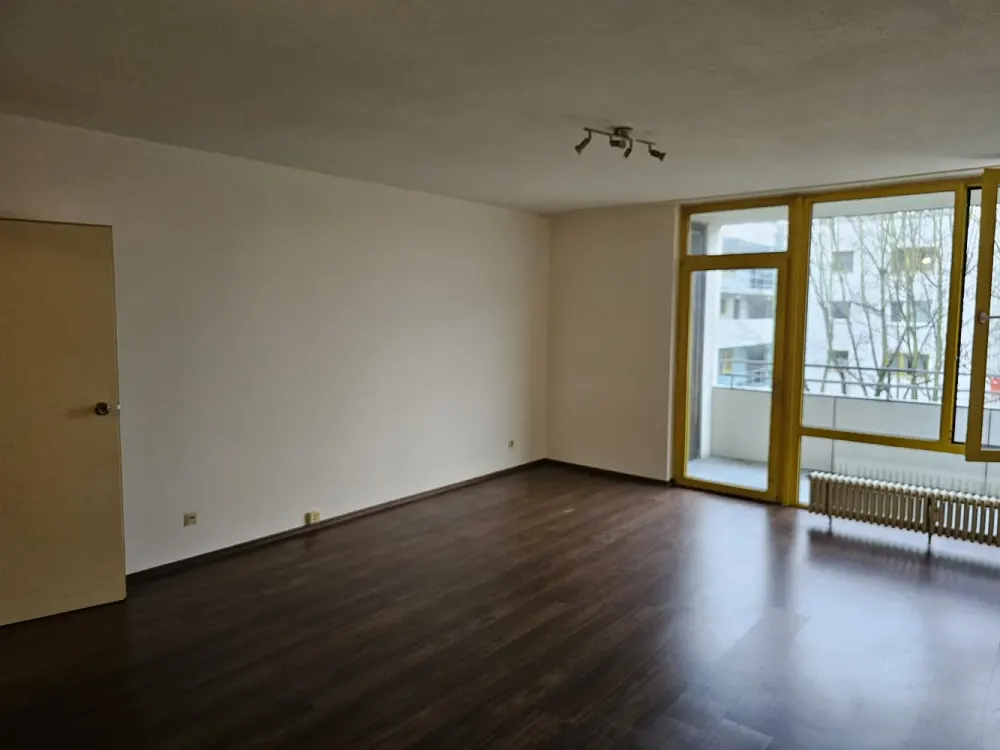 Urbanes Wohnen: Modernisierte 1-Zimmer-Wohnung in Köln-Junkersdorf