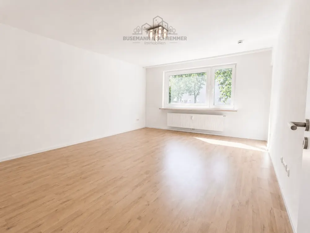 Moderne 3-Zimmer-Wohnung mit Balkon und Schallschutzfenstern in Herrenhausen