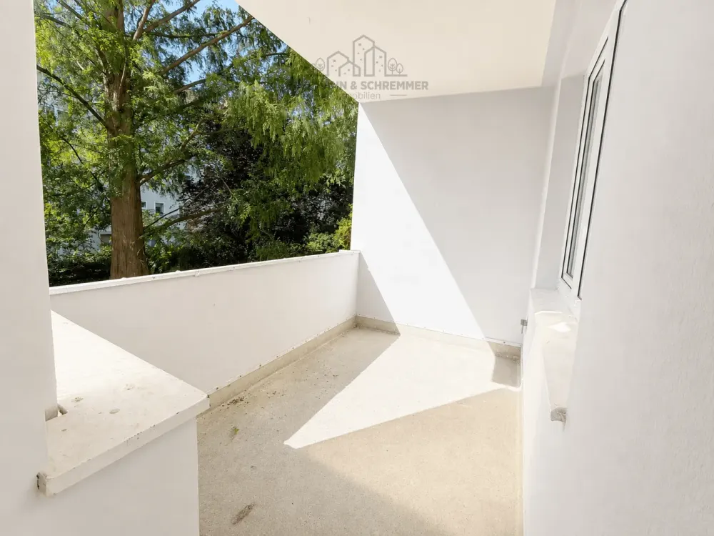 Moderne 3-Zimmer-Wohnung mit Balkon und Schallschutzfenstern in Herrenhausen
