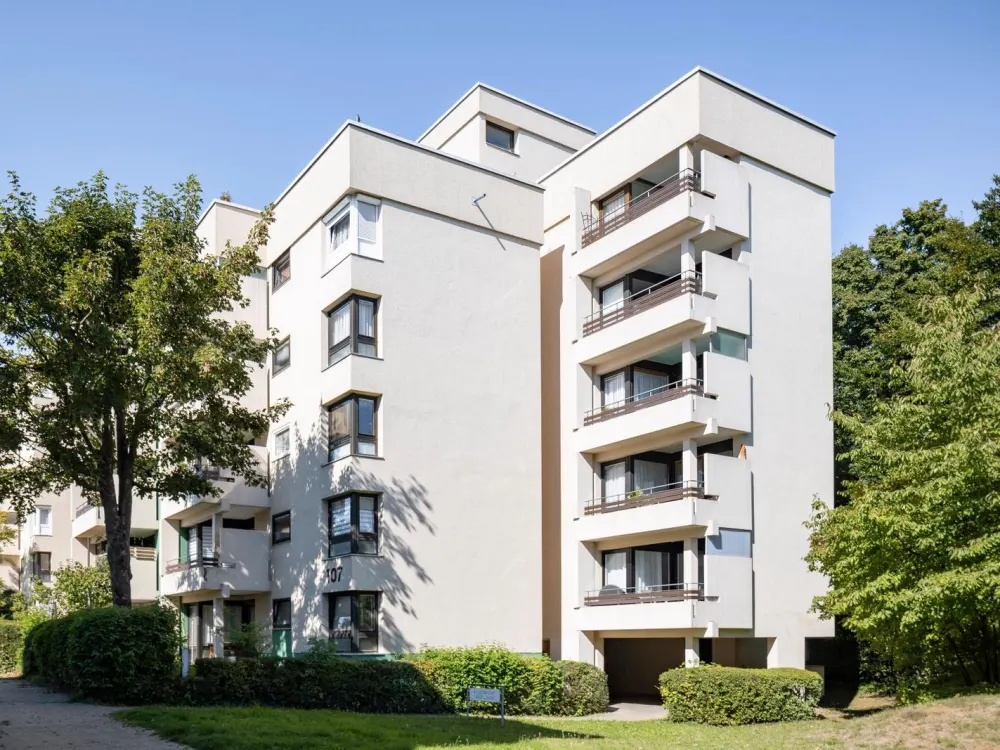 Großzügige 2-Zimmer Wohnung am Zollberg mit Balkon!