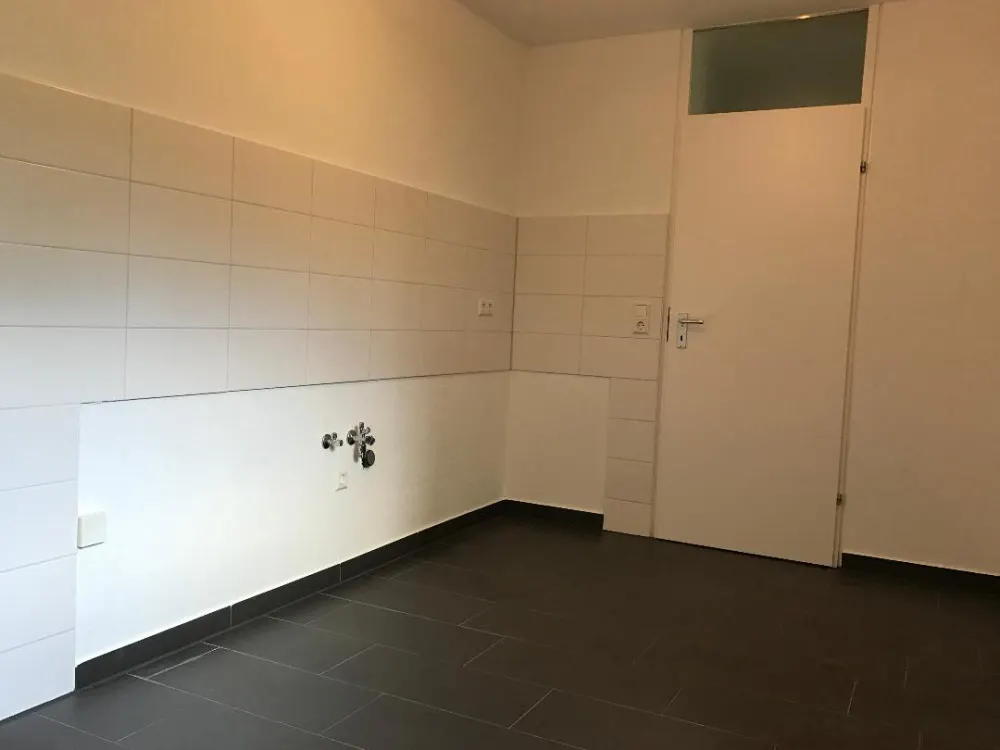 Großzügige 2-Zimmer Wohnung am Zollberg mit Balkon!