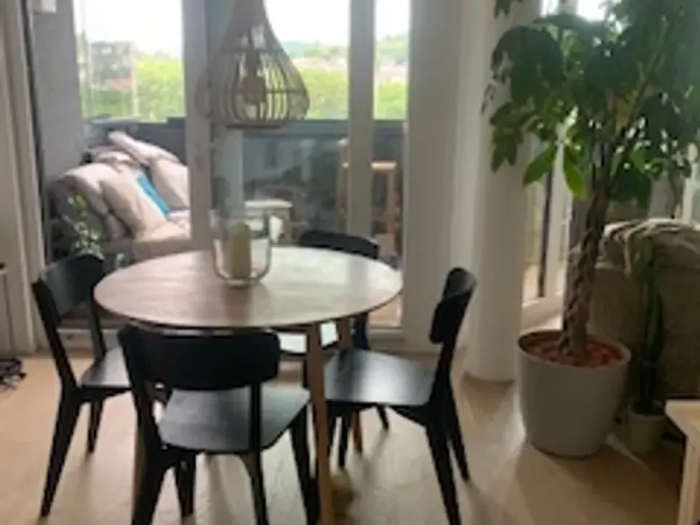 Moderne 3-Zimmer-Wohnung mit Loggia & Einbauküche in Stuttgart-Nord