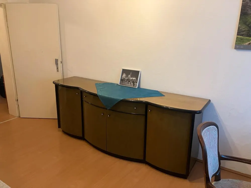 Möbliertes Zimmer in 78 m2 großer 2er-WG mit Balkon