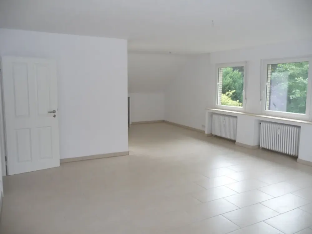 Ratingen, View of Wasserburg "Haus zum Haus", Comfort Apartment, 76m², 2 Rooms, Kitchen-Bathroom, Balcony, Garage Optional