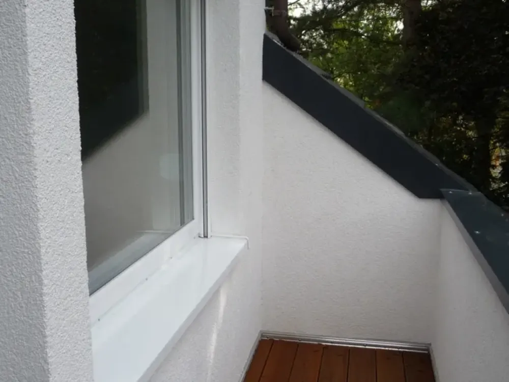 Ratingen, View of Wasserburg "Haus zum Haus", Comfort Apartment, 76m², 2 Rooms, Kitchen-Bathroom, Balcony, Garage Optional
