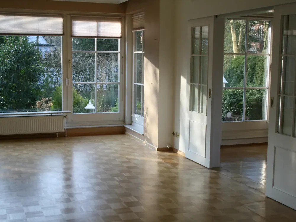Lichtdurchflutete 3-Zimmer-Wohnung in Wellingsbüttel mit Garten