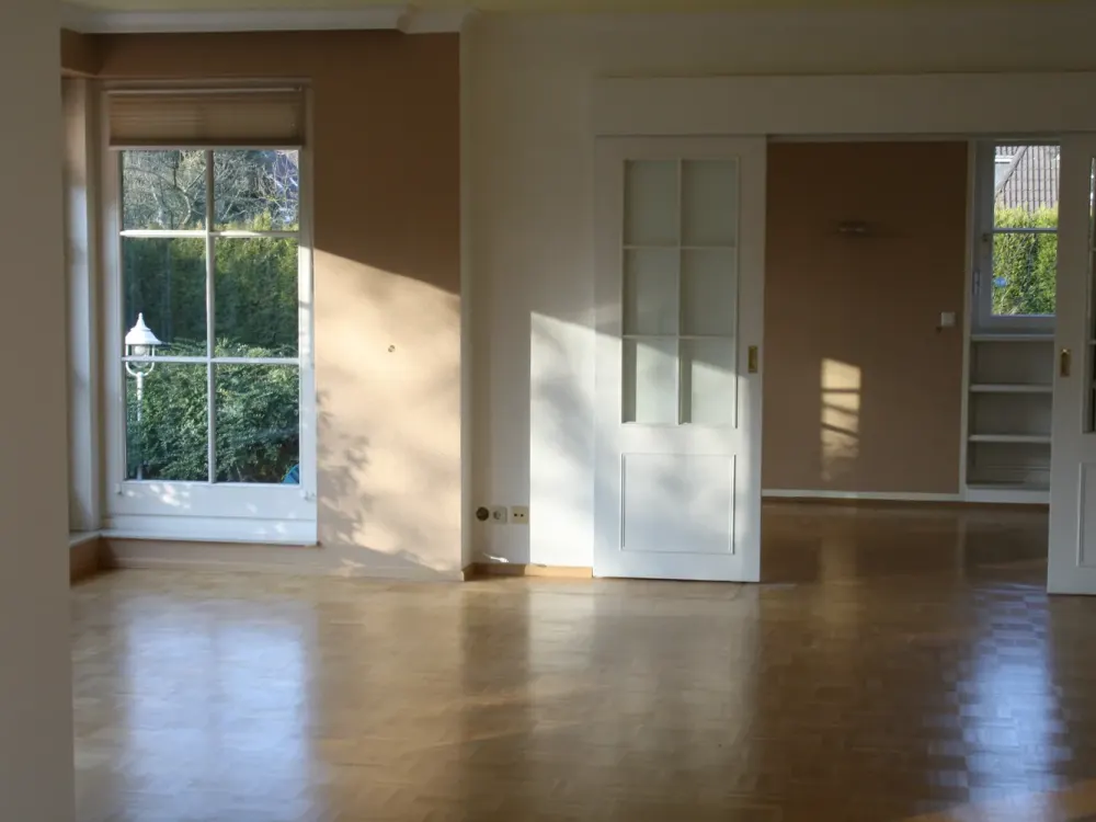 Lichtdurchflutete 3-Zimmer-Wohnung in Wellingsbüttel mit Garten