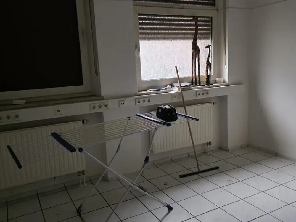 Günstige und zentrale 3-Zi.-Erdgeschosswohnung!