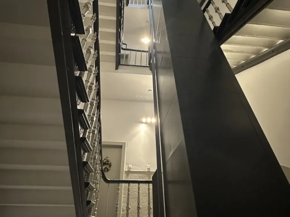 helle 2 Zimmer in top Citylage, kurzfristig bezugsfrei