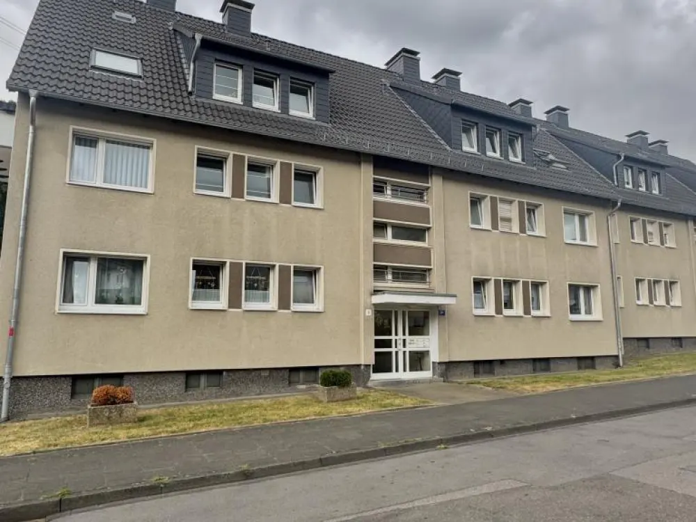 Beautiful 3-Room Apartment in Hagen Hohenlimburg-Reh with Shower Bath! Available from 01.11.26