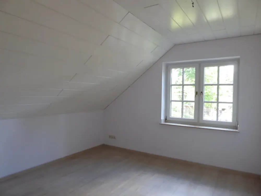 Charmante Dachgeschosswohnung am See, mit 2 zusätzlichen Zimmern für mehr Flexibilität!