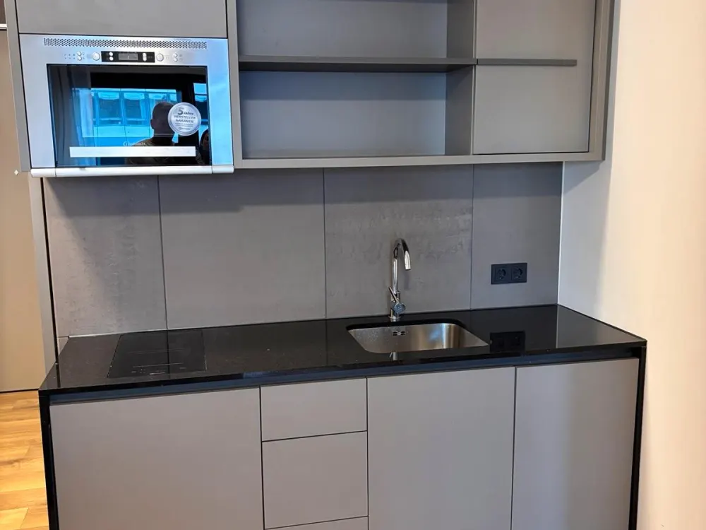 Furnished Apartment Frankfurt | AVAILABLE IMMEDIATELY | Gym & Rooftop Terrace
