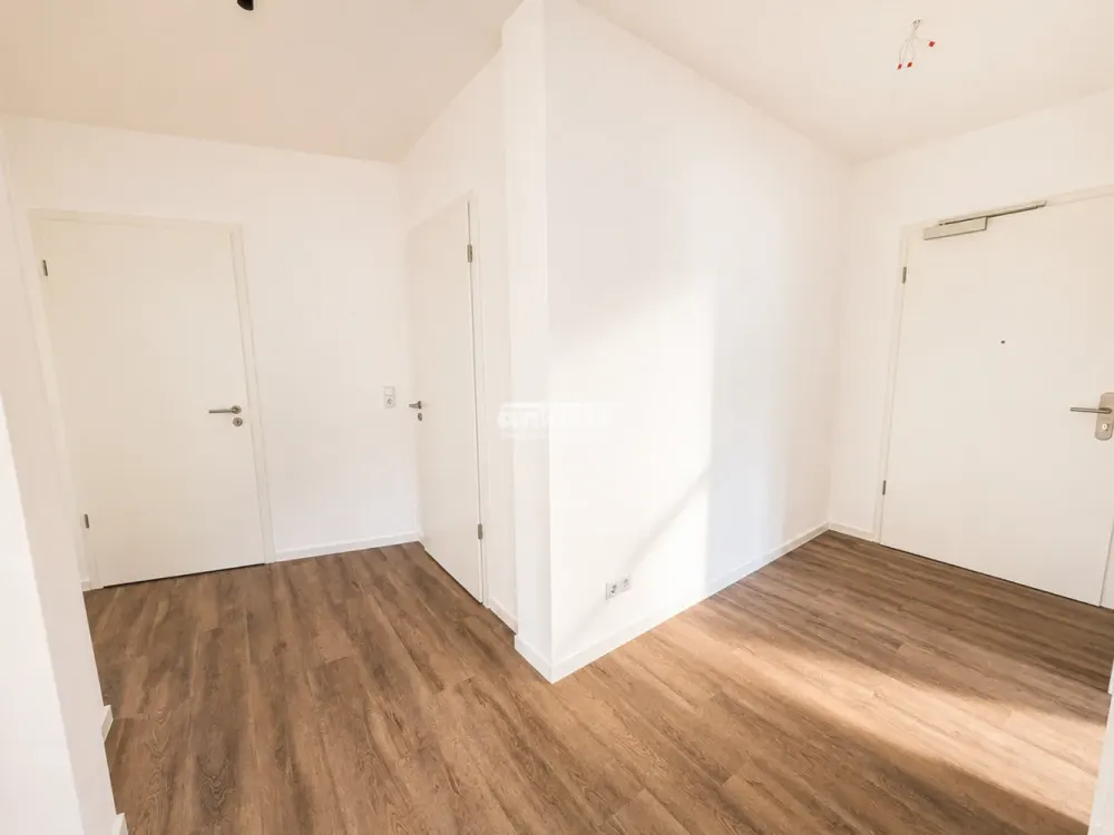 شركة antaris Immobilien GmbH منزل لتقع في حبه: شقة مشرقة من 4 غرف مع شرفة