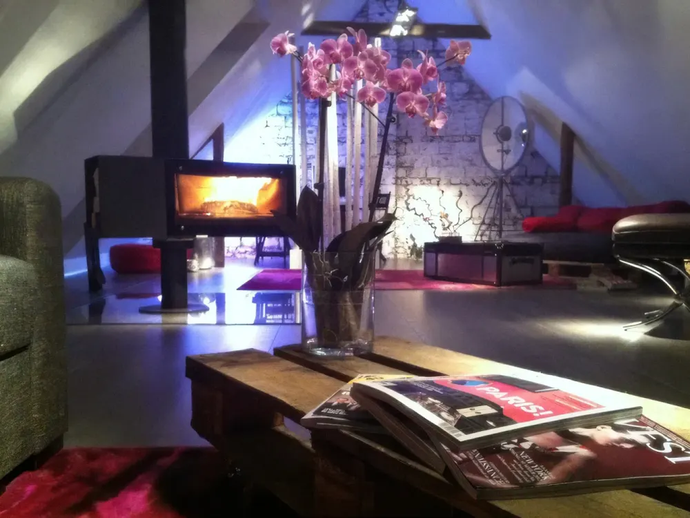 Exklusiv-Einmalig- Hochwertig! Loft in zentraler Lage Frankfurt-Eckenheims!!