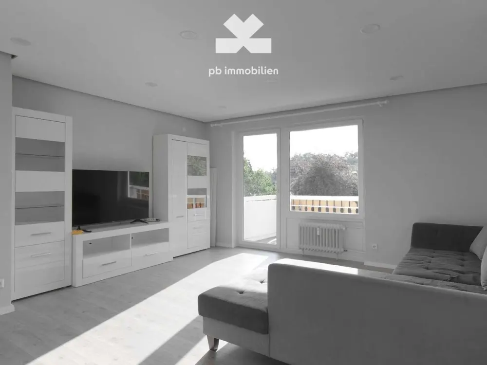 Großzügige 3,5 Zimmer Wohnung in RV-Berg - 360° Tour