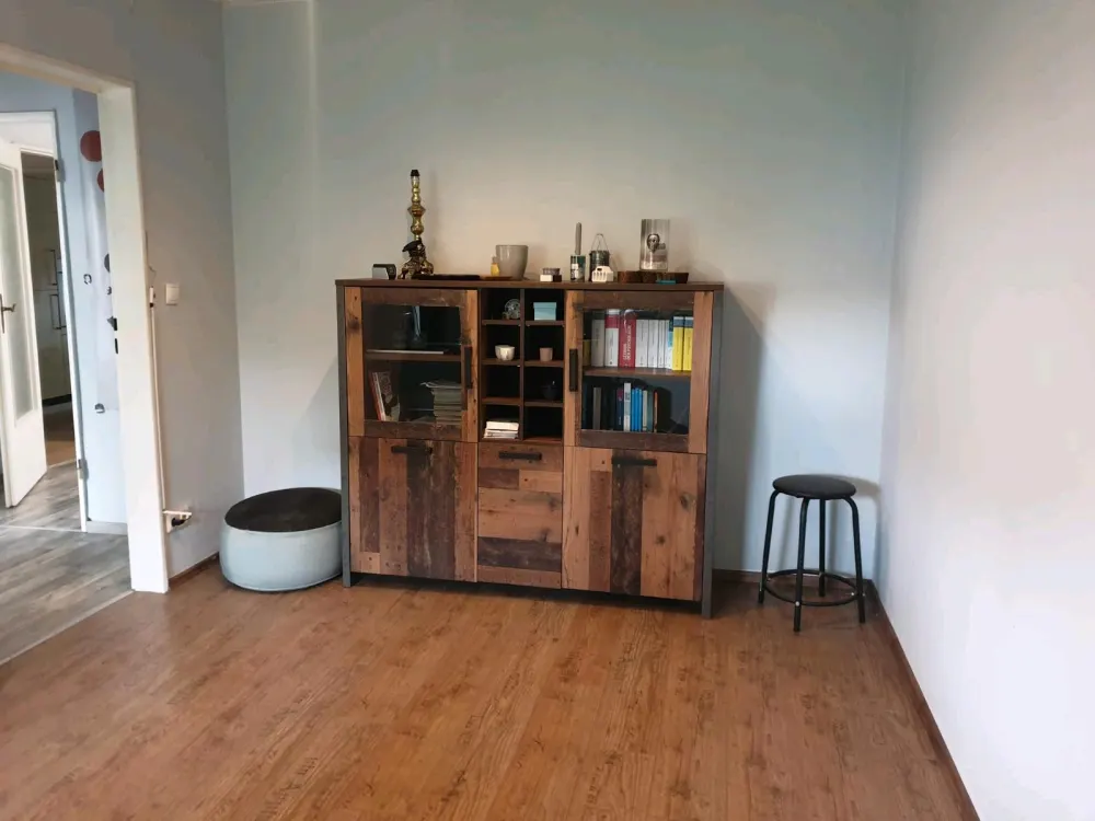 3 Zimmer 72qm möbliert