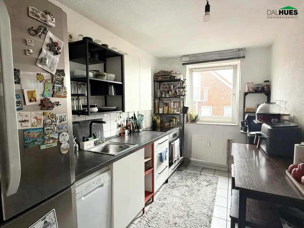 Attraktive 4-Zimmer-Dachgeschosswohnung mit Balkon und Tiefgarage