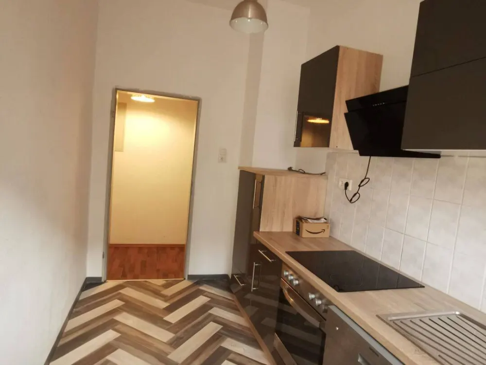 Kleine 3.Zimmer Wohnung im Altbaucharme des Nürnberger Südenens